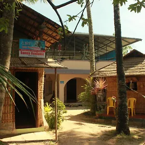 Séjour chez l'habitant Elara Beach View Homestay Alappuzha